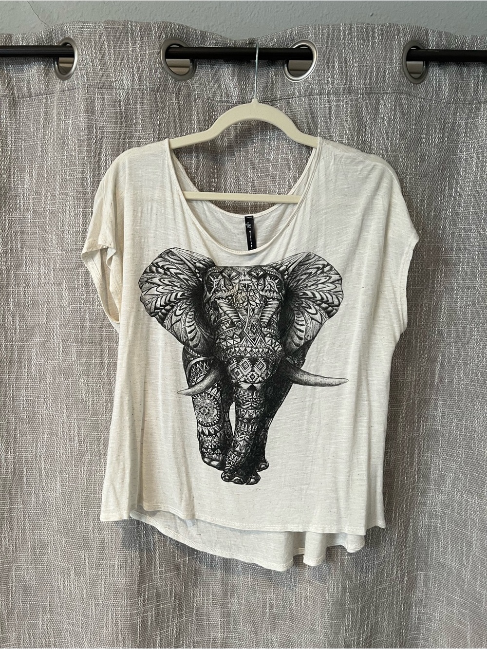 Mezzanine Women's Cream Short-Sleeve Tee with Black Elephant Graphic